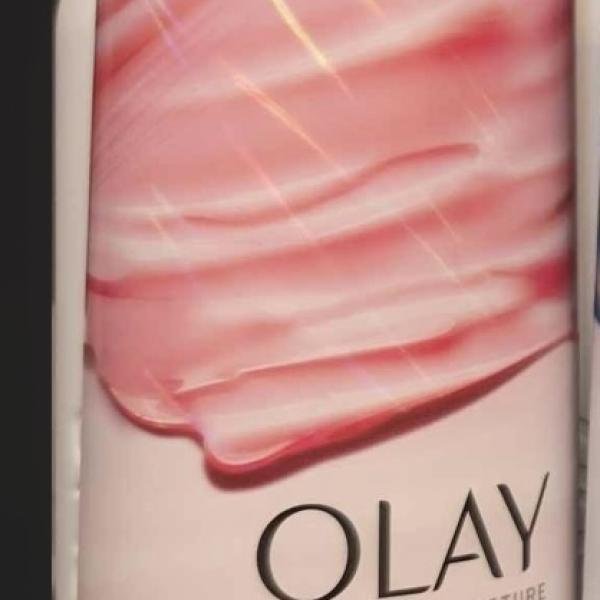 Olay rose&Cherry body wash 591ML