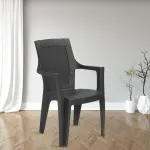 PLASTIC CHAIR